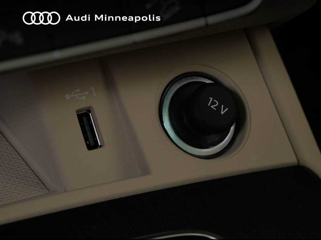 Thumbnail: 2024 Audi Q5 - 26