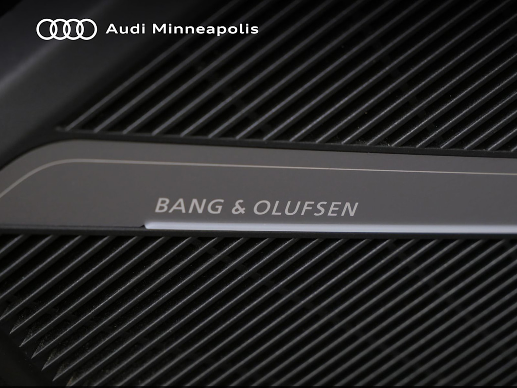 Thumbnail: 2024 Audi Q5 - 7