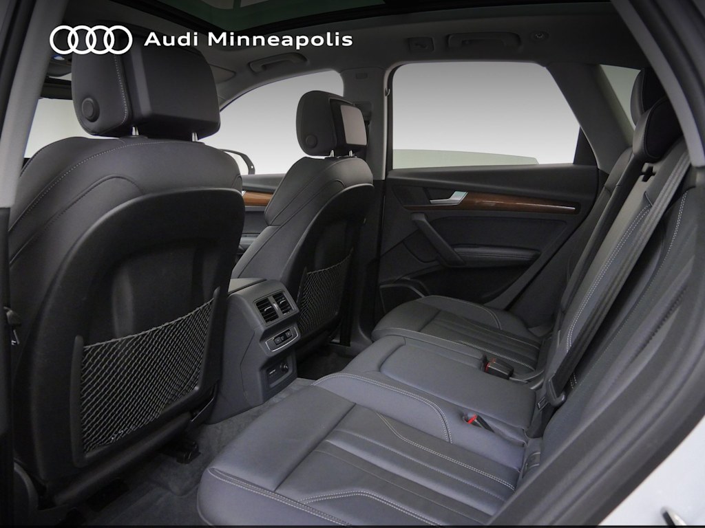Thumbnail: 2024 Audi Q5 - 9