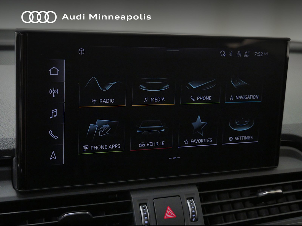Thumbnail: 2024 Audi Q5 - 10