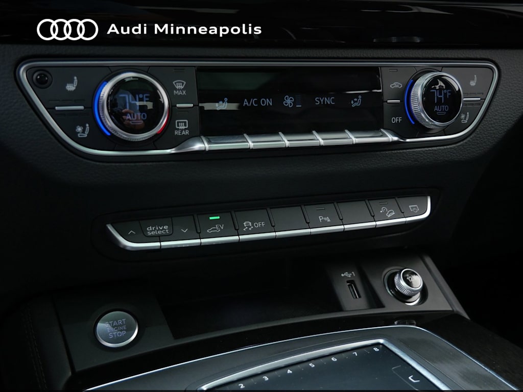Thumbnail: 2020 Audi Q5 - 22