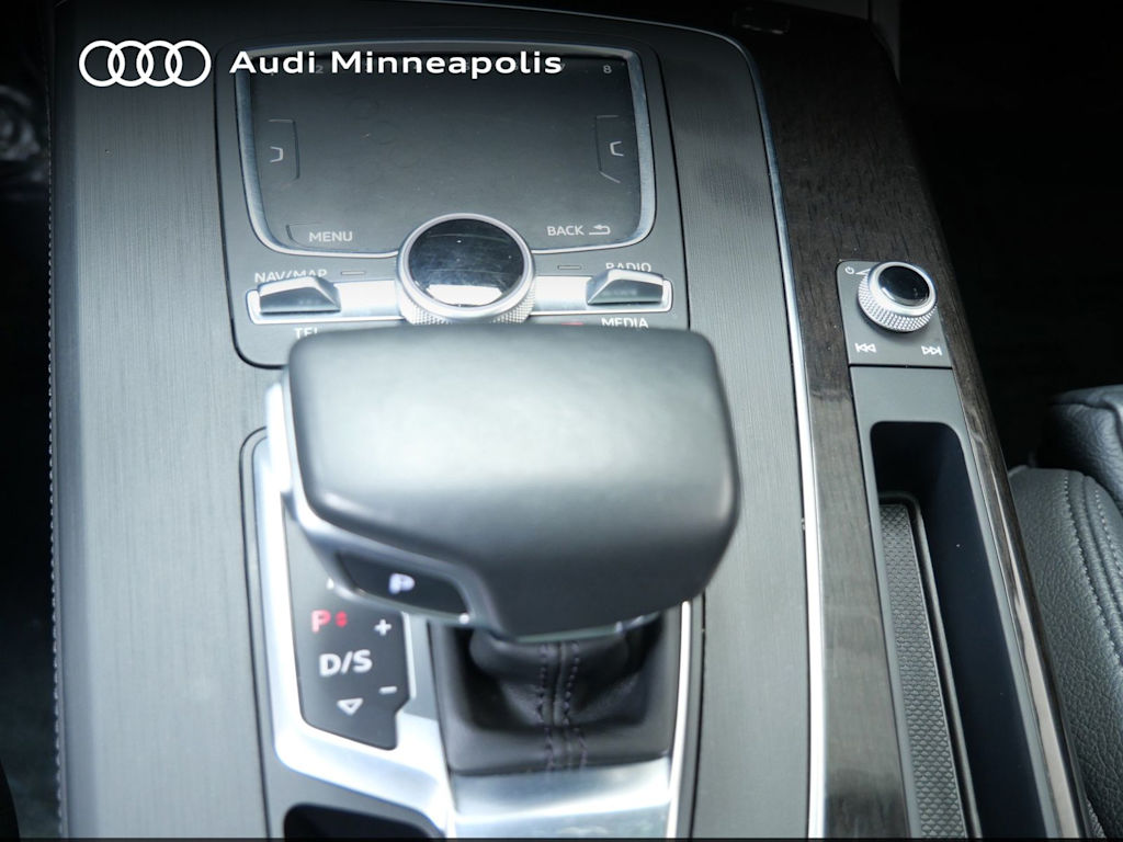 Thumbnail: 2020 Audi Q5 - 21