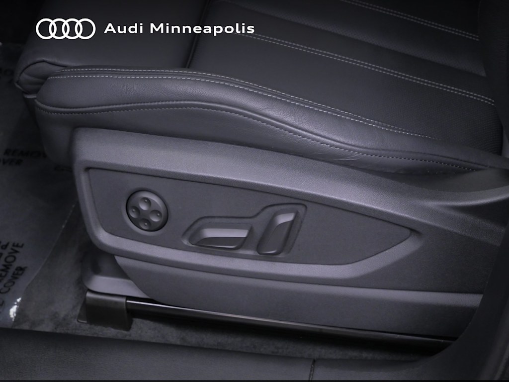Thumbnail: 2024 Audi Q5 - 16