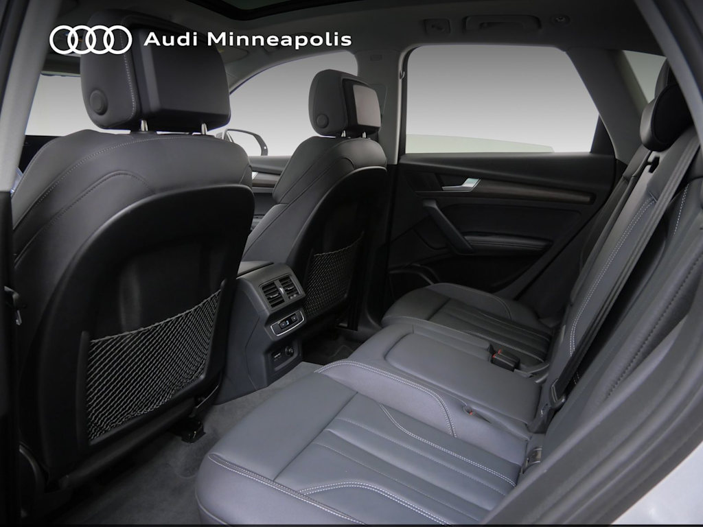 Thumbnail: 2023 Audi Q5 - 9
