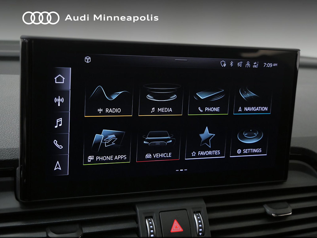 Thumbnail: 2023 Audi Q5 - 10