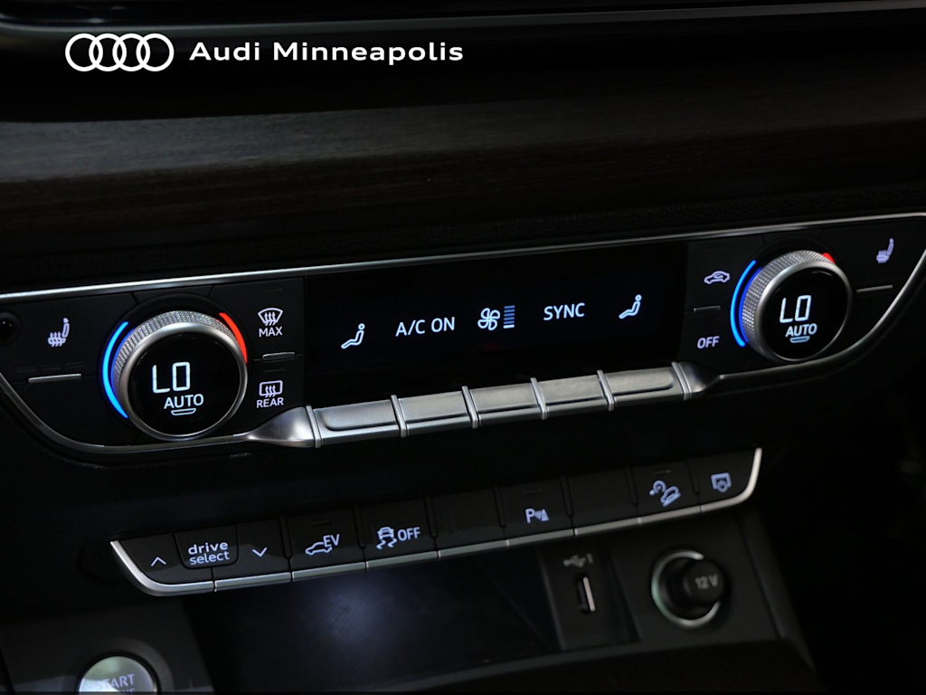 Thumbnail: 2023 Audi Q5 - 24