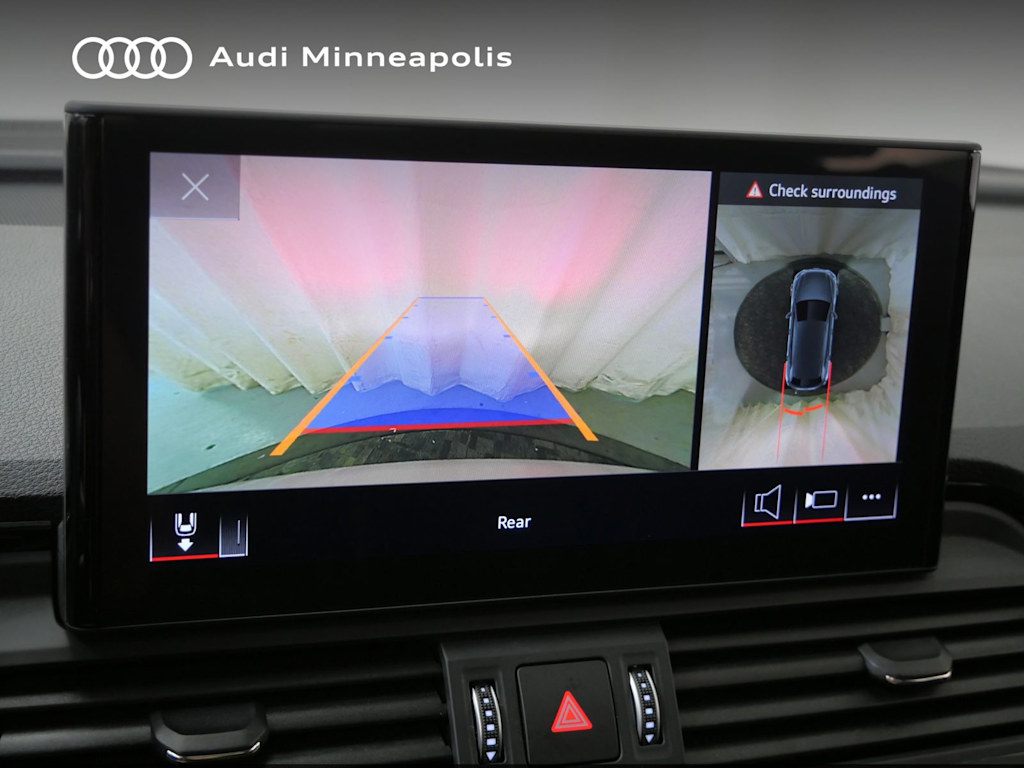 Thumbnail: 2023 Audi Q5 - 27