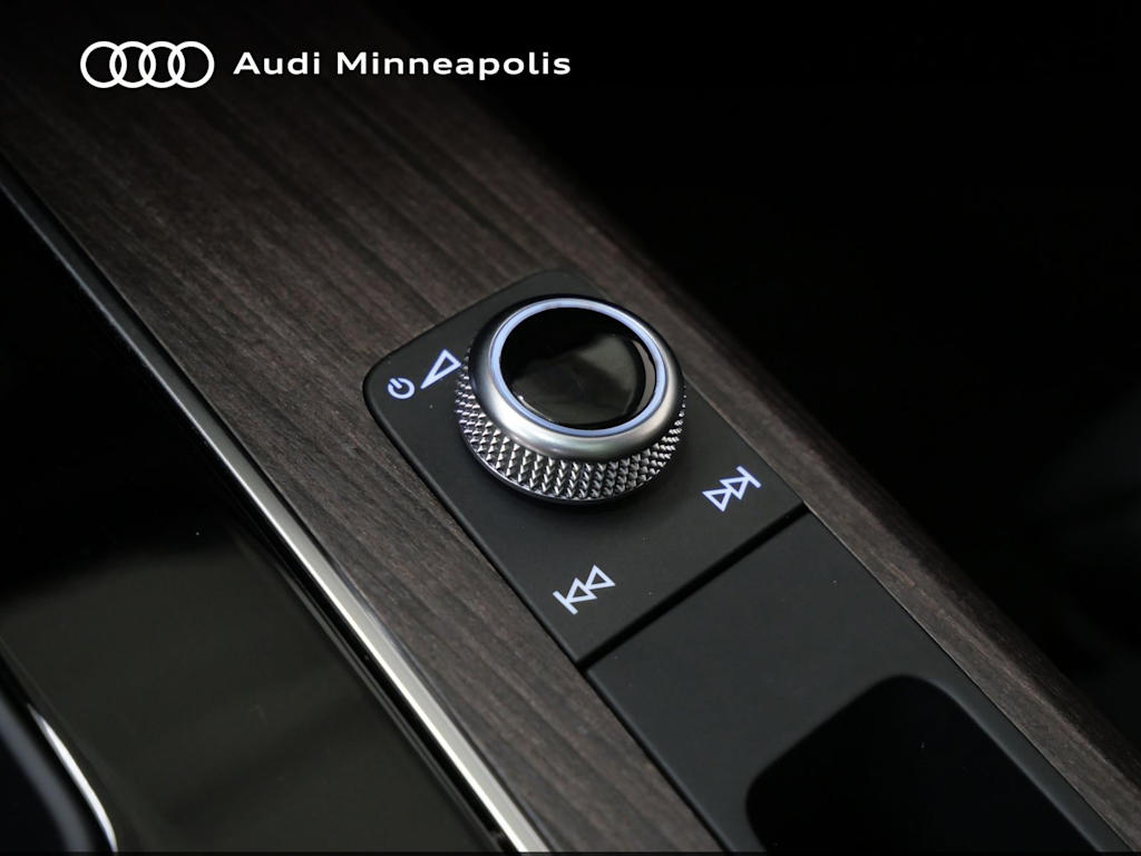 Thumbnail: 2023 Audi Q5 - 26