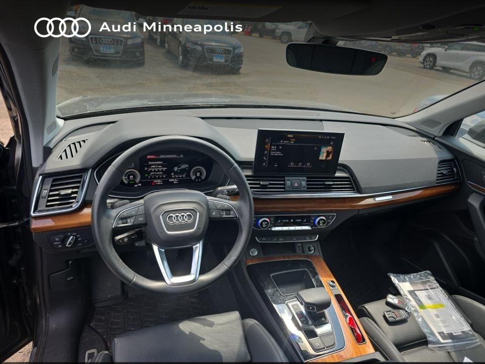 Thumbnail: 2023 Audi Q5 - 2