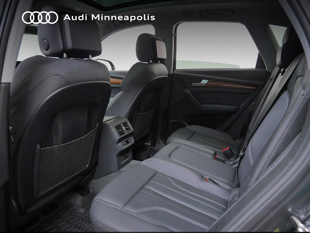 Thumbnail: 2023 Audi Q5 - 9