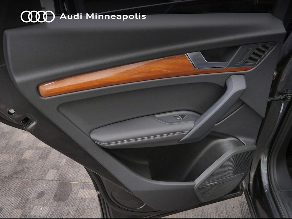 Thumbnail: 2023 Audi Q5 - 18
