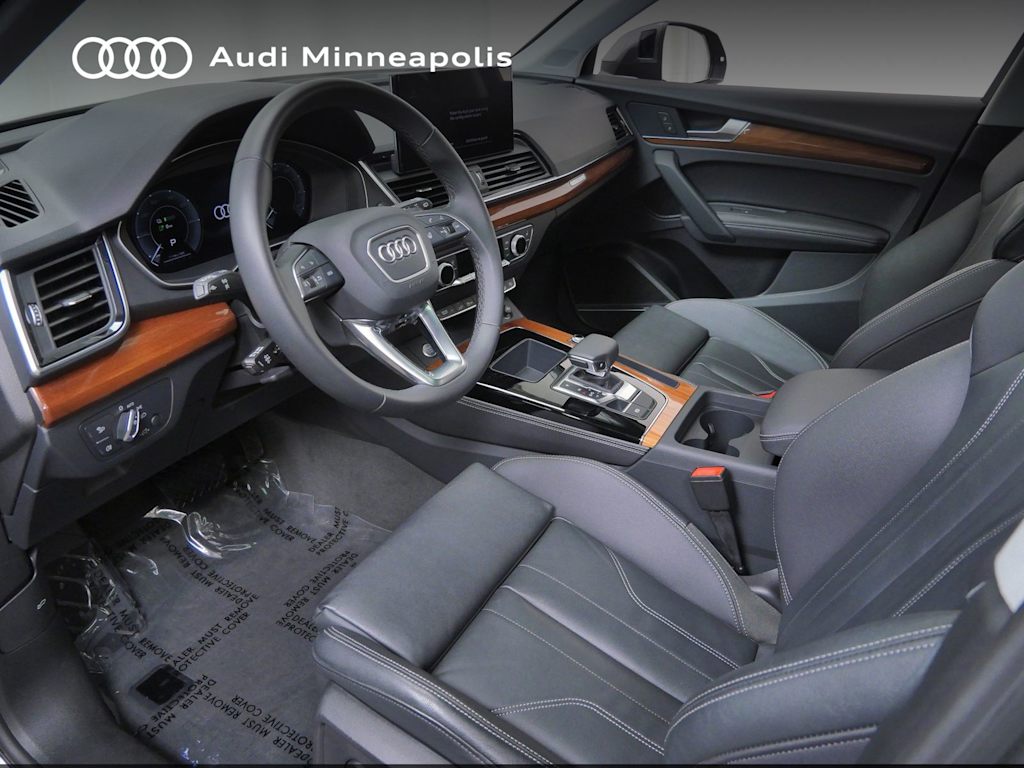 Thumbnail: 2023 Audi Q5 - 8