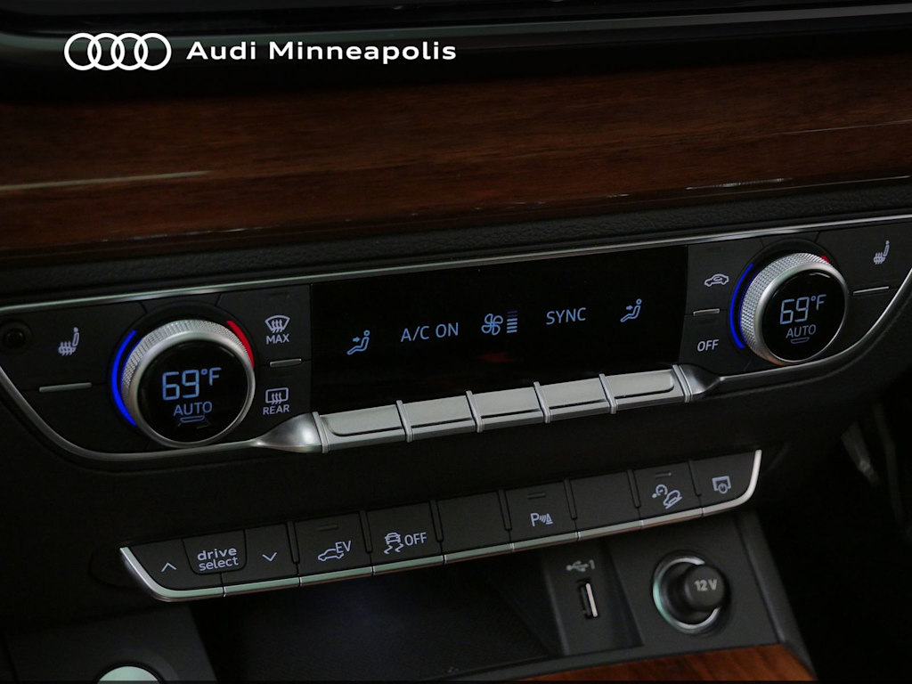 Thumbnail: 2023 Audi Q5 - 23
