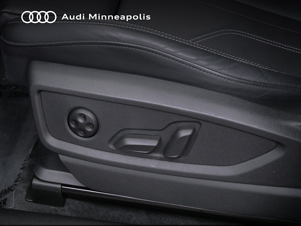 Thumbnail: 2023 Audi Q5 - 18