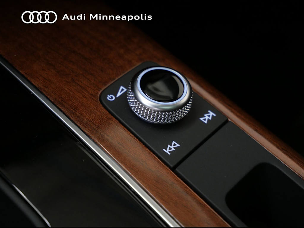 Thumbnail: 2023 Audi Q5 - 26