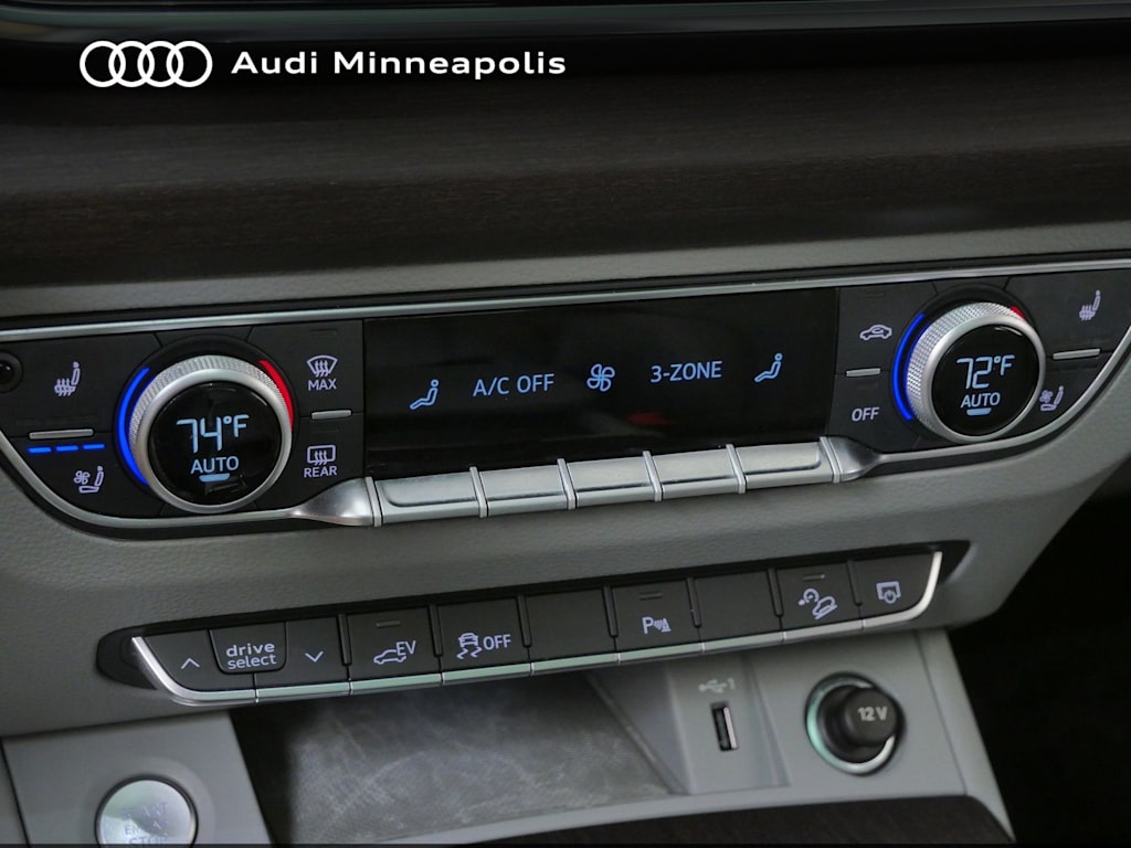 Thumbnail: 2023 Audi Q5 - 23