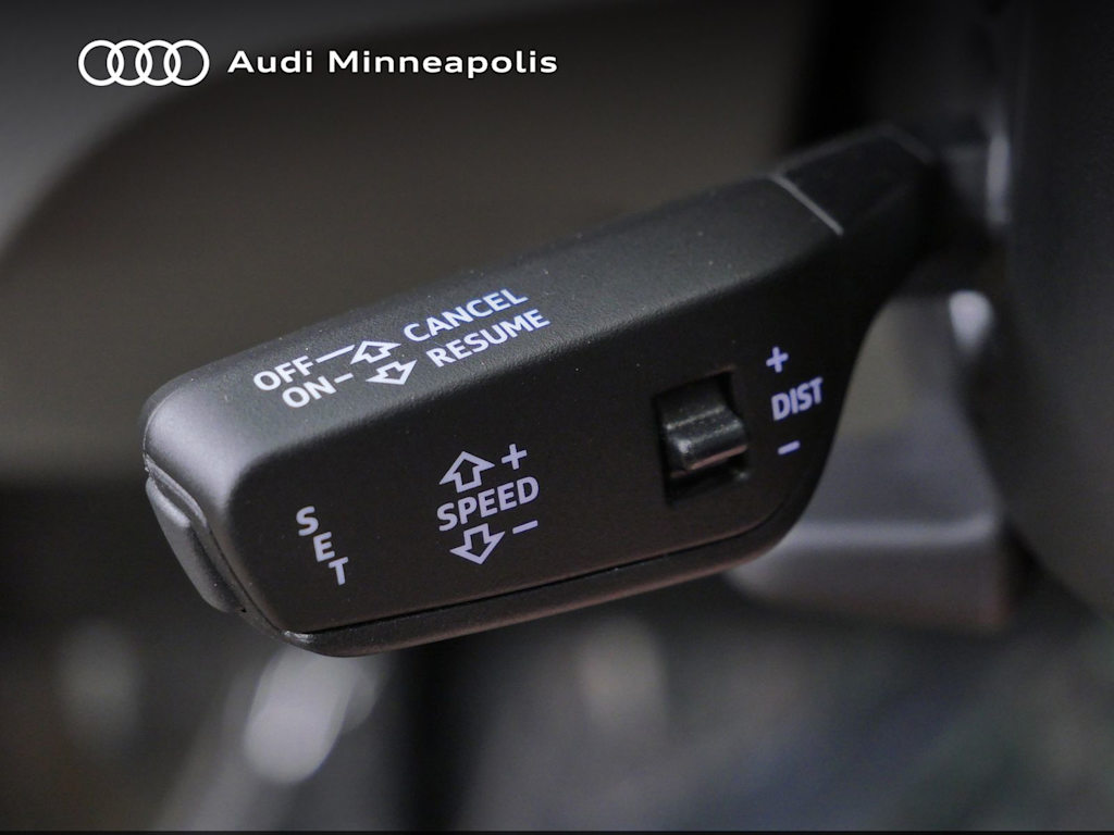 Thumbnail: 2023 Audi Q5 - 12