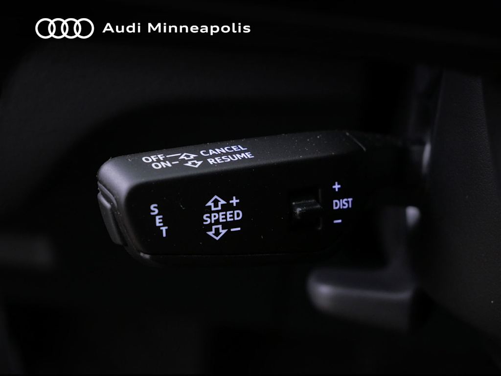 Thumbnail: 2023 Audi Q5 - 22