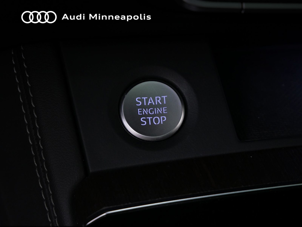 Thumbnail: 2023 Audi Q5 - 24