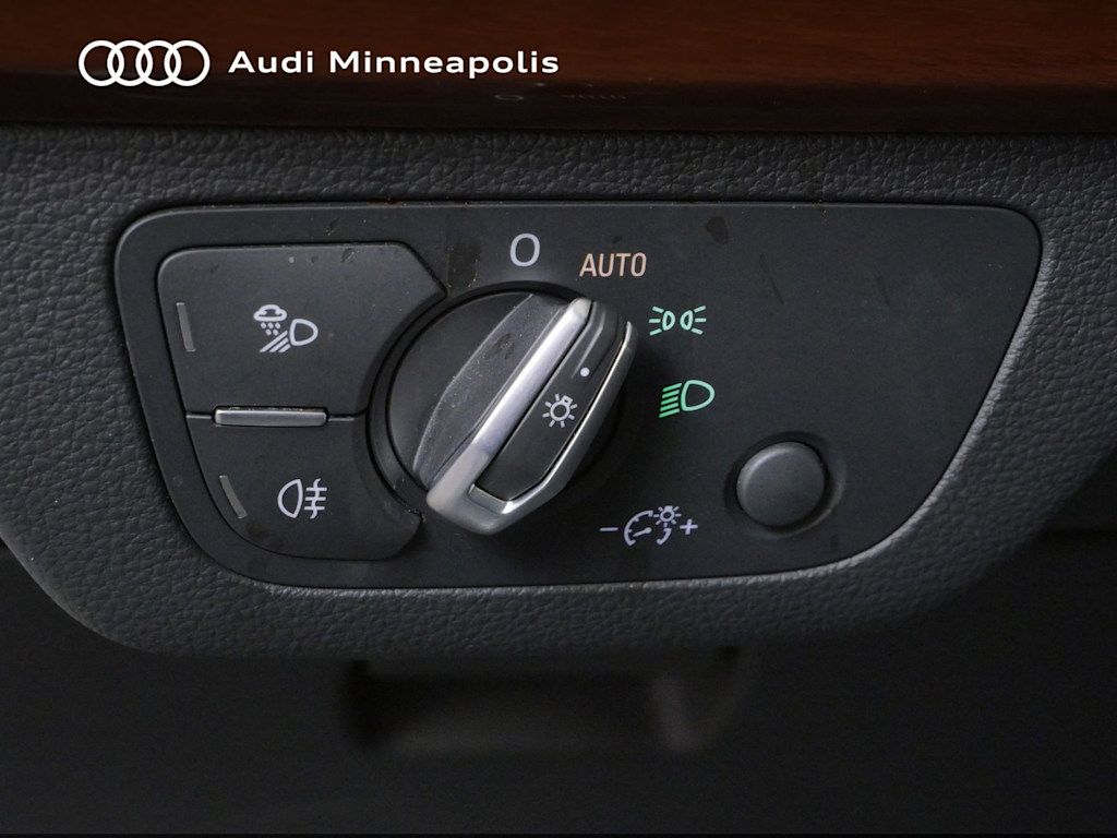 Thumbnail: 2023 Audi Q5 - 21
