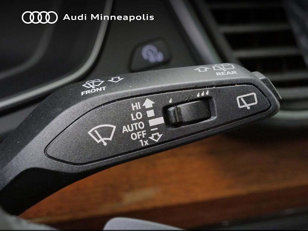 Thumbnail: 2023 Audi Q5 - 12