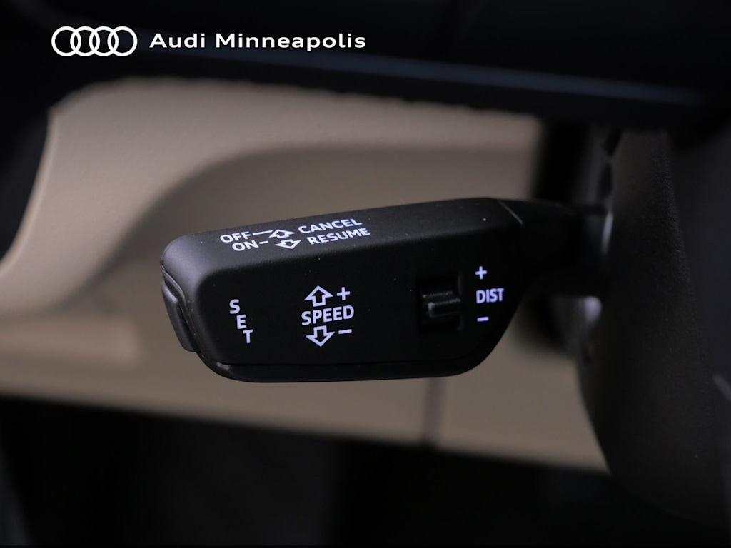 Thumbnail: 2023 Audi Q5 - 22