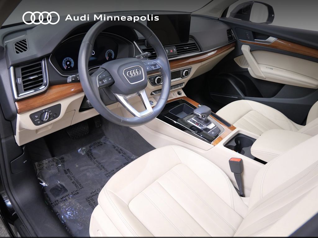 Thumbnail: 2023 Audi Q5 - 2