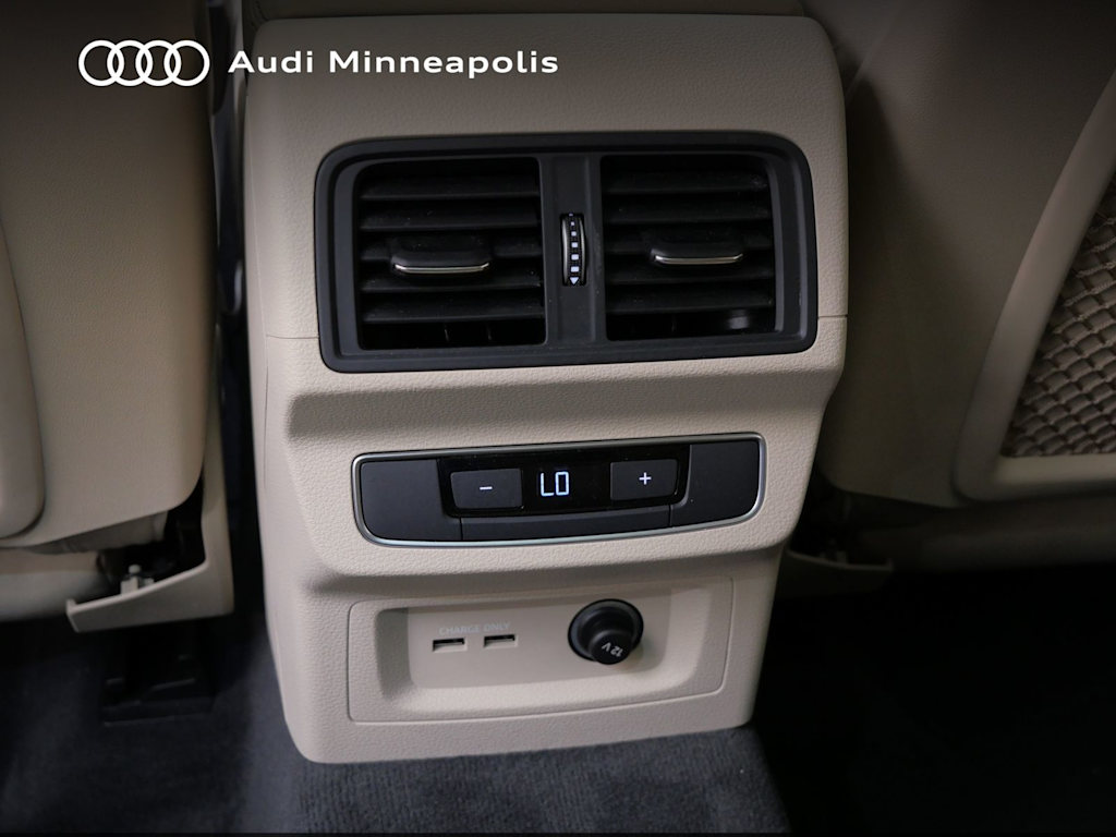 Thumbnail: 2023 Audi Q5 - 19