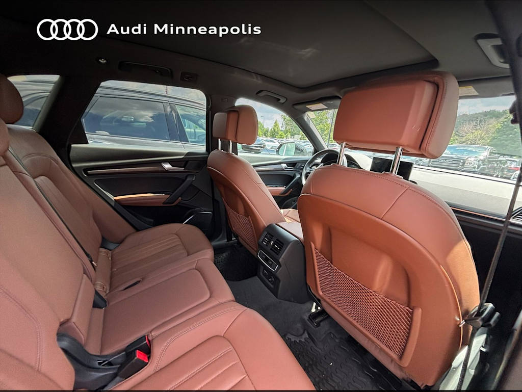 Thumbnail: 2022 Audi Q5 - 12