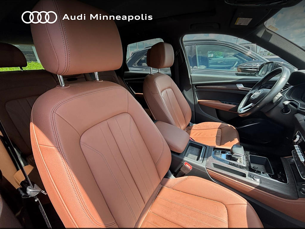 Thumbnail: 2022 Audi Q5 - 6