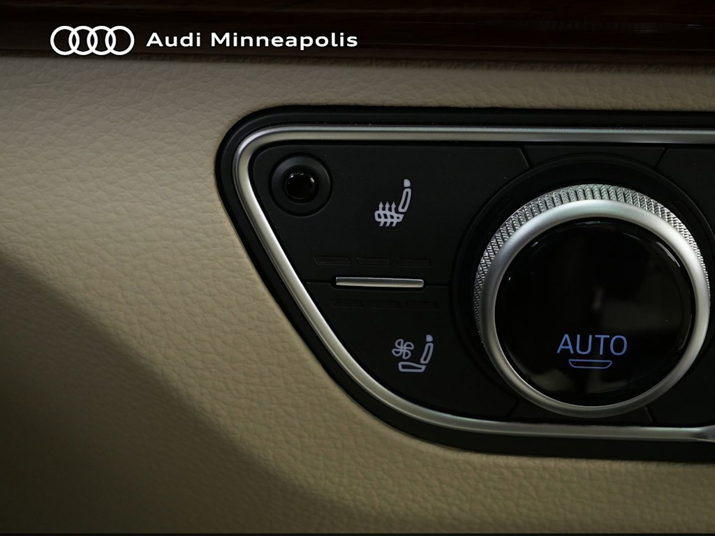 Thumbnail: 2023 Audi Q5 - 20