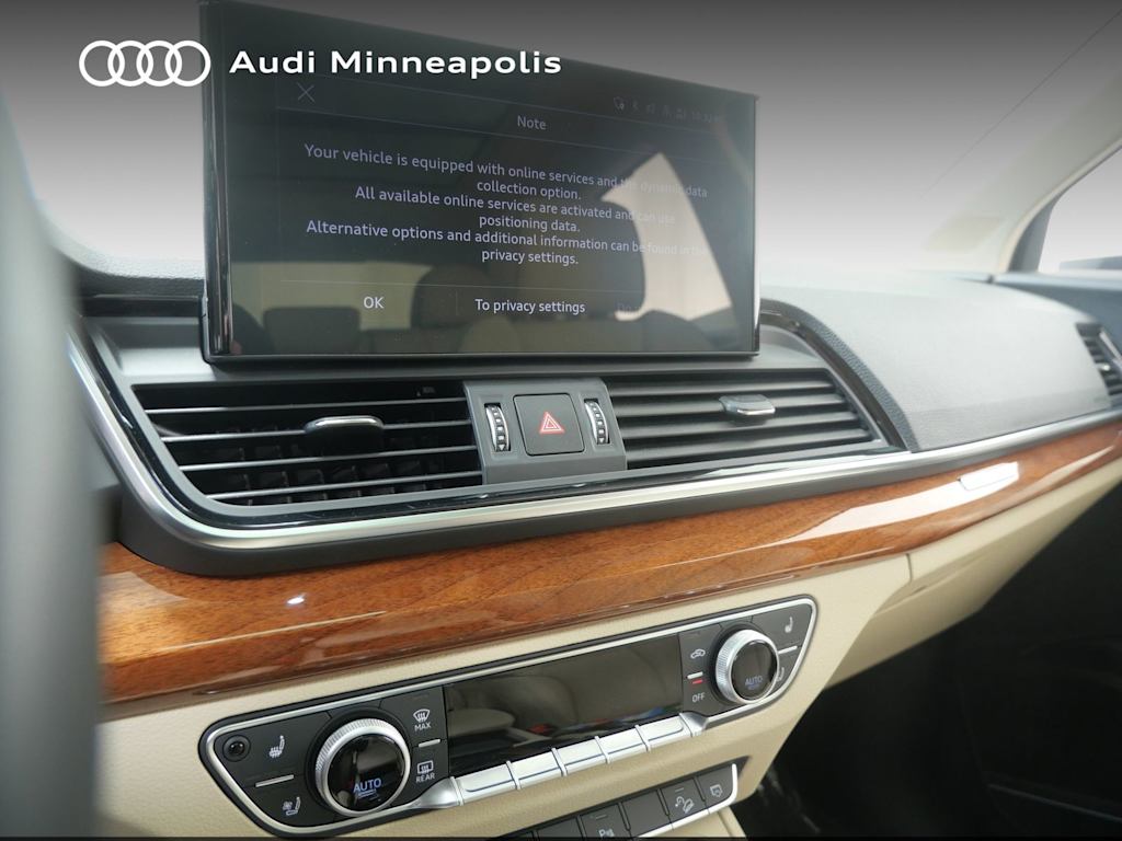 Thumbnail: 2023 Audi Q5 - 19