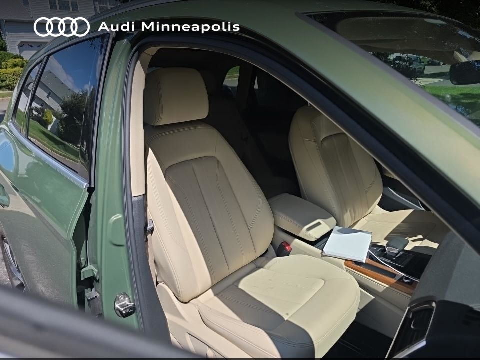 Thumbnail: 2023 Audi Q5 - 18