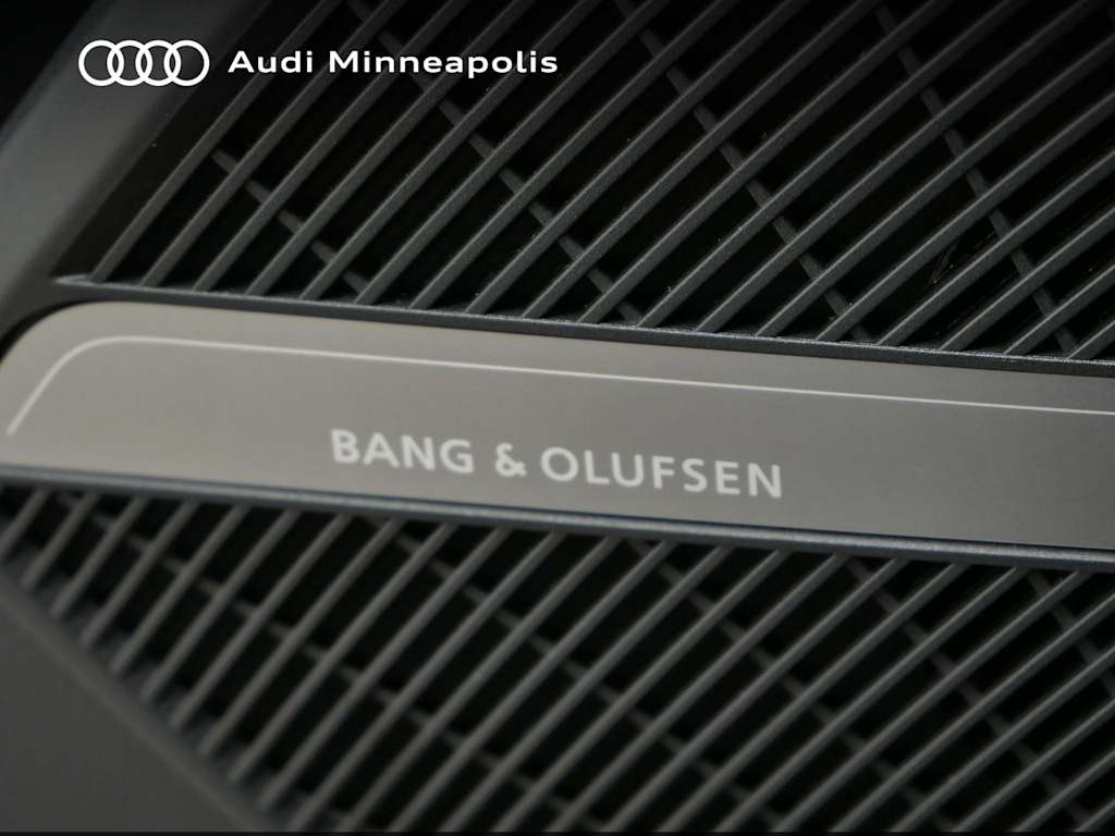 Thumbnail: 2025 Audi Q5 - 19