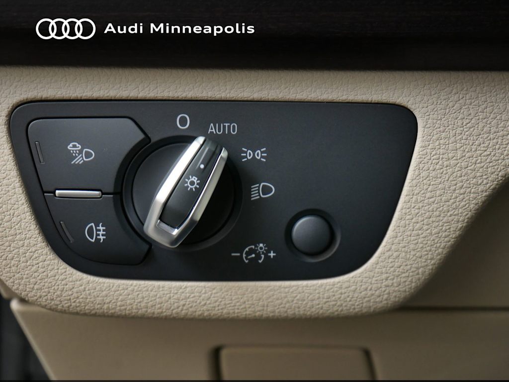 Thumbnail: 2025 Audi Q5 - 20