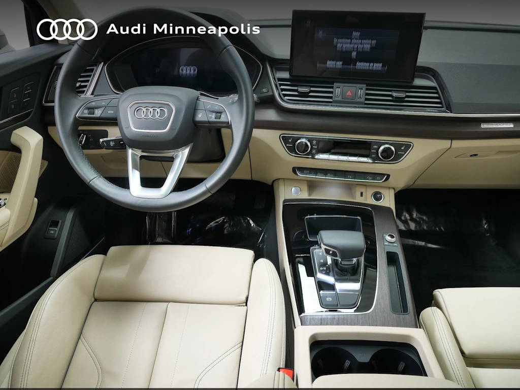 Thumbnail: 2025 Audi Q5 - 6