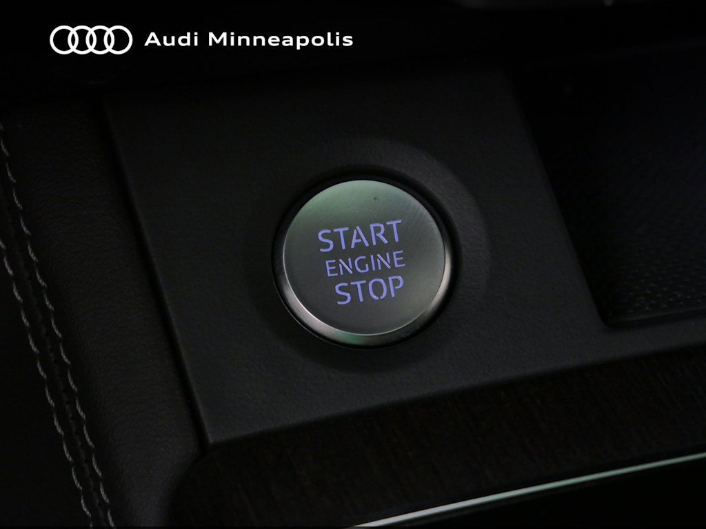 Thumbnail: 2023 Audi Q5 - 24