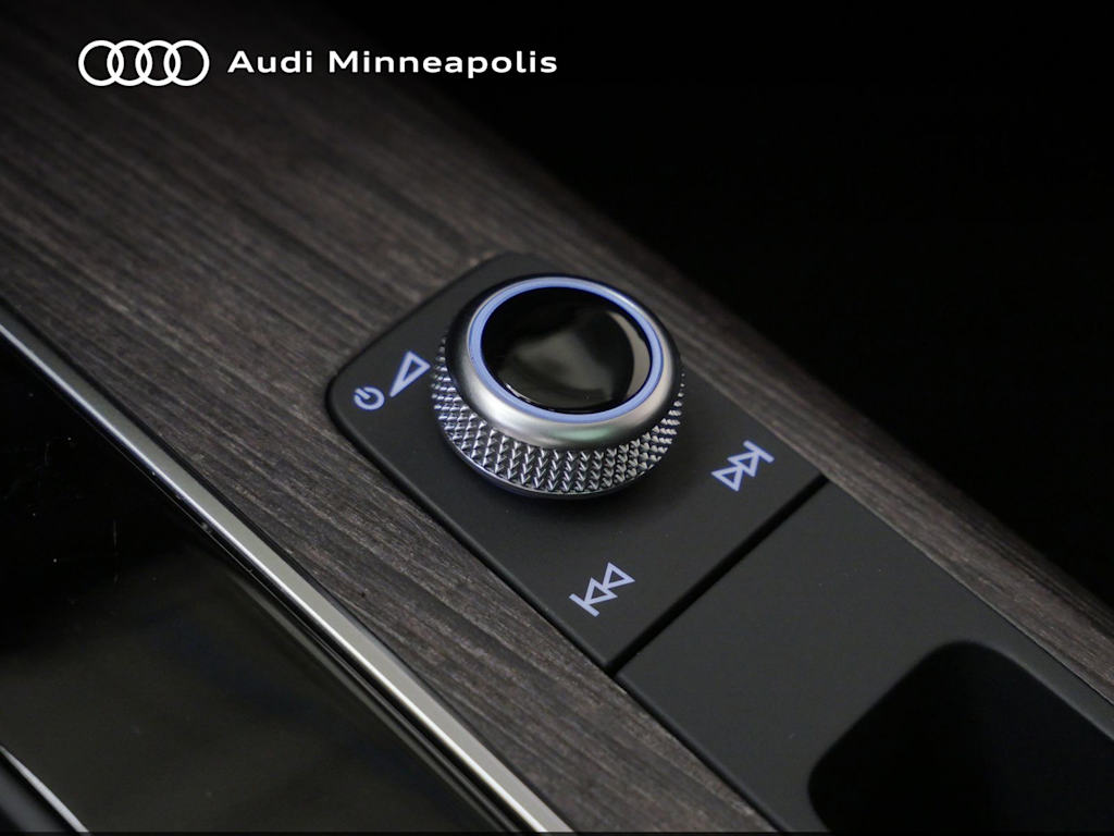 Thumbnail: 2023 Audi Q5 - 25