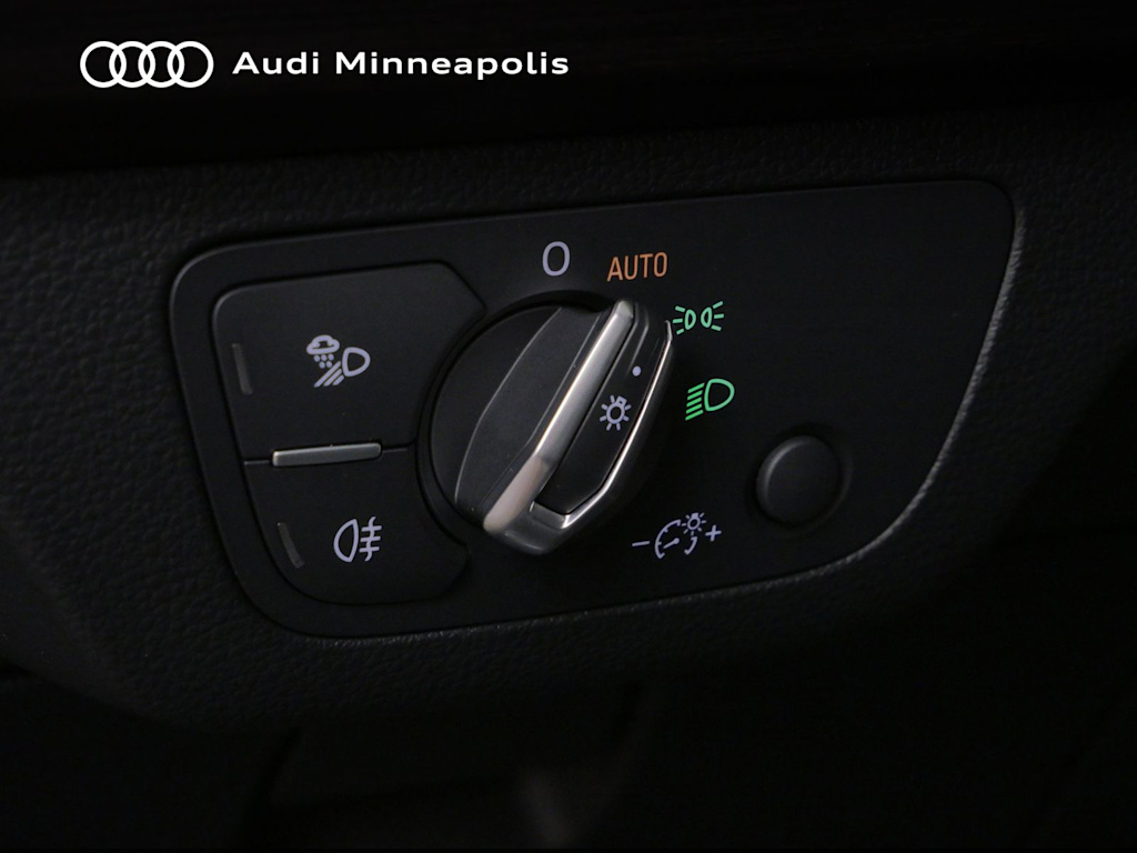 Thumbnail: 2023 Audi Q5 - 19