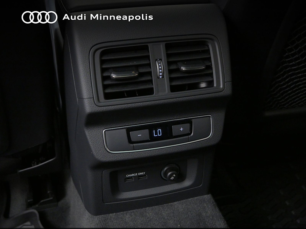 Thumbnail: 2023 Audi Q5 - 18