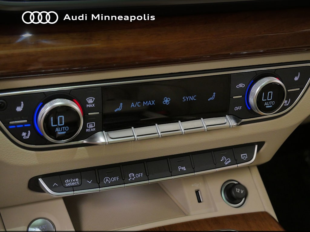 Thumbnail: 2023 Audi Q5 - 23