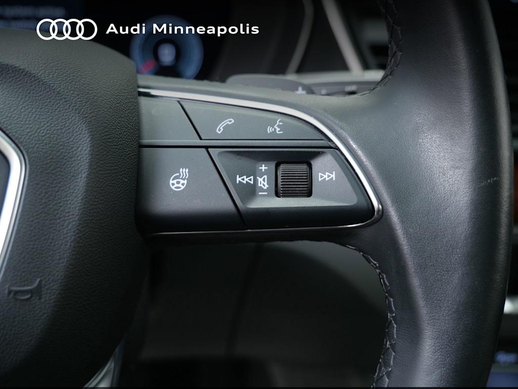 Thumbnail: 2022 Audi Q5 - 22