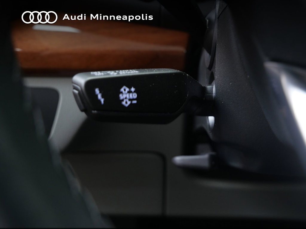 Thumbnail: 2022 Audi Q5 - 24