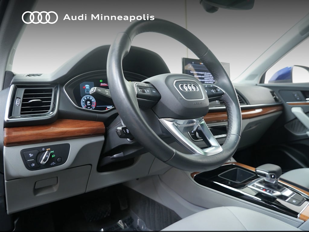 Thumbnail: 2022 Audi Q5 - 2