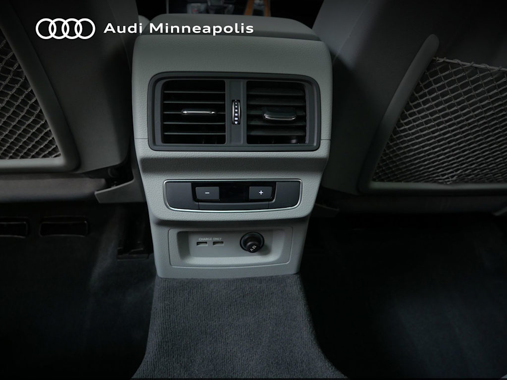 Thumbnail: 2022 Audi Q5 - 19