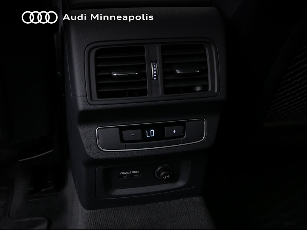 Thumbnail: 2022 Audi Q5 - 19