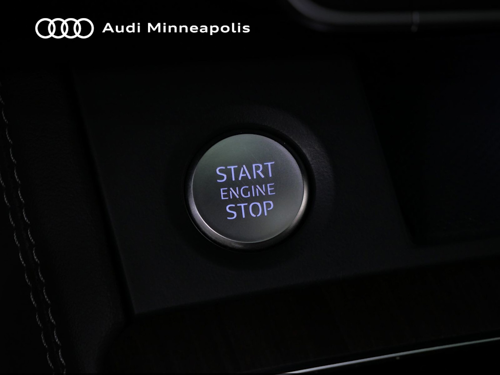 Thumbnail: 2022 Audi Q5 - 24