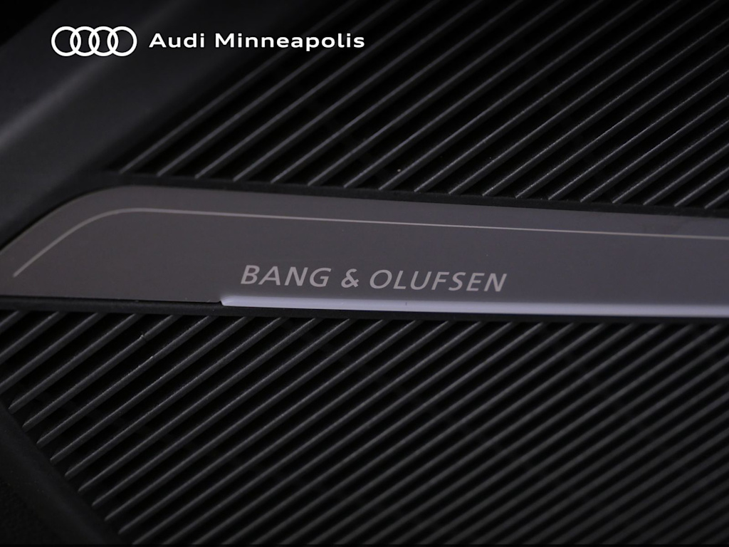 Thumbnail: 2022 Audi Q5 - 6
