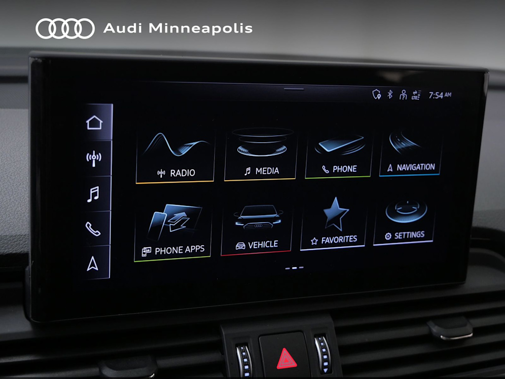 Thumbnail: 2022 Audi Q5 - 9