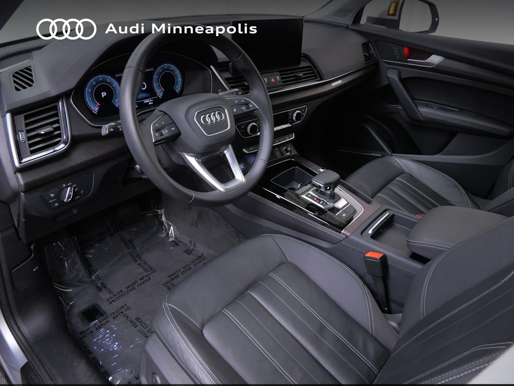 Thumbnail: 2022 Audi Q5 - 2